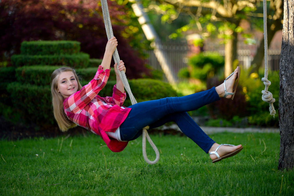 Tomas Hric photography most affordable photographer in pittsburgh and surrounding areas senior portraits girl swinging on a robe in washington pa